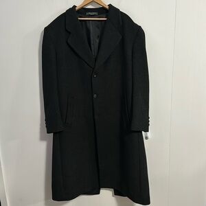 Palo Savino designed cashmere blend men’s coat Size 46R, great condition